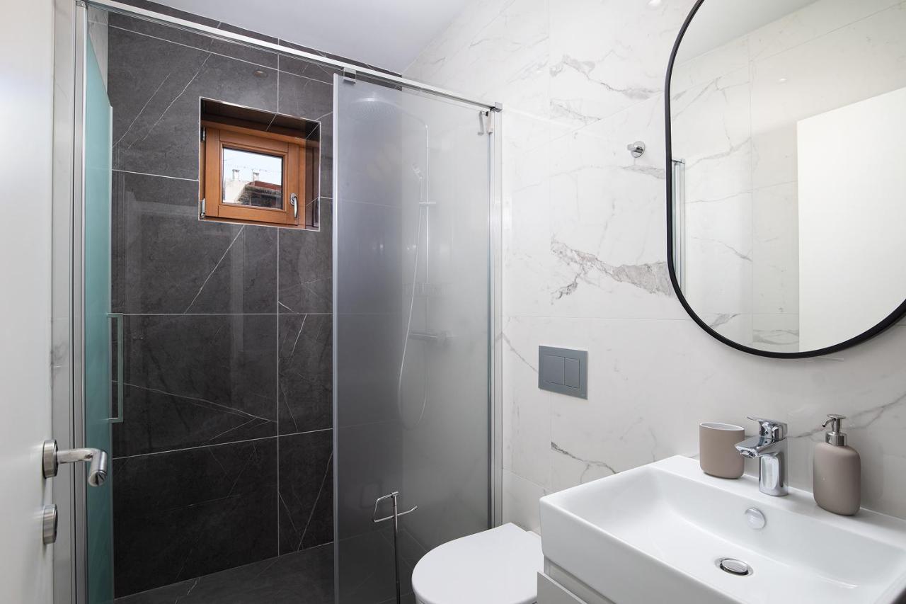Sena Luxury Apartments Pula Exteriér fotografie